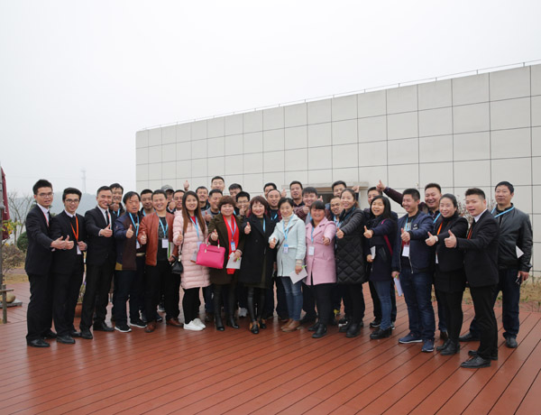 攜手并進，共創(chuàng)共贏——熱烈歡迎科恩陜西經銷商團隊到廠參觀學習