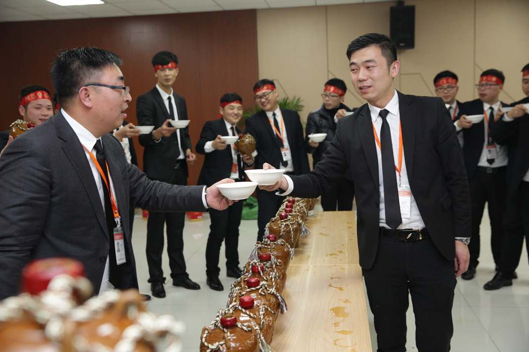 八年磨礪，劍指17——科恩電器2017年誓師大會隆重舉行