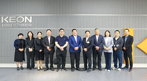 嵊州市政協(xié)副主席裘慶軍一行蒞臨科恩參觀指導(dǎo)！